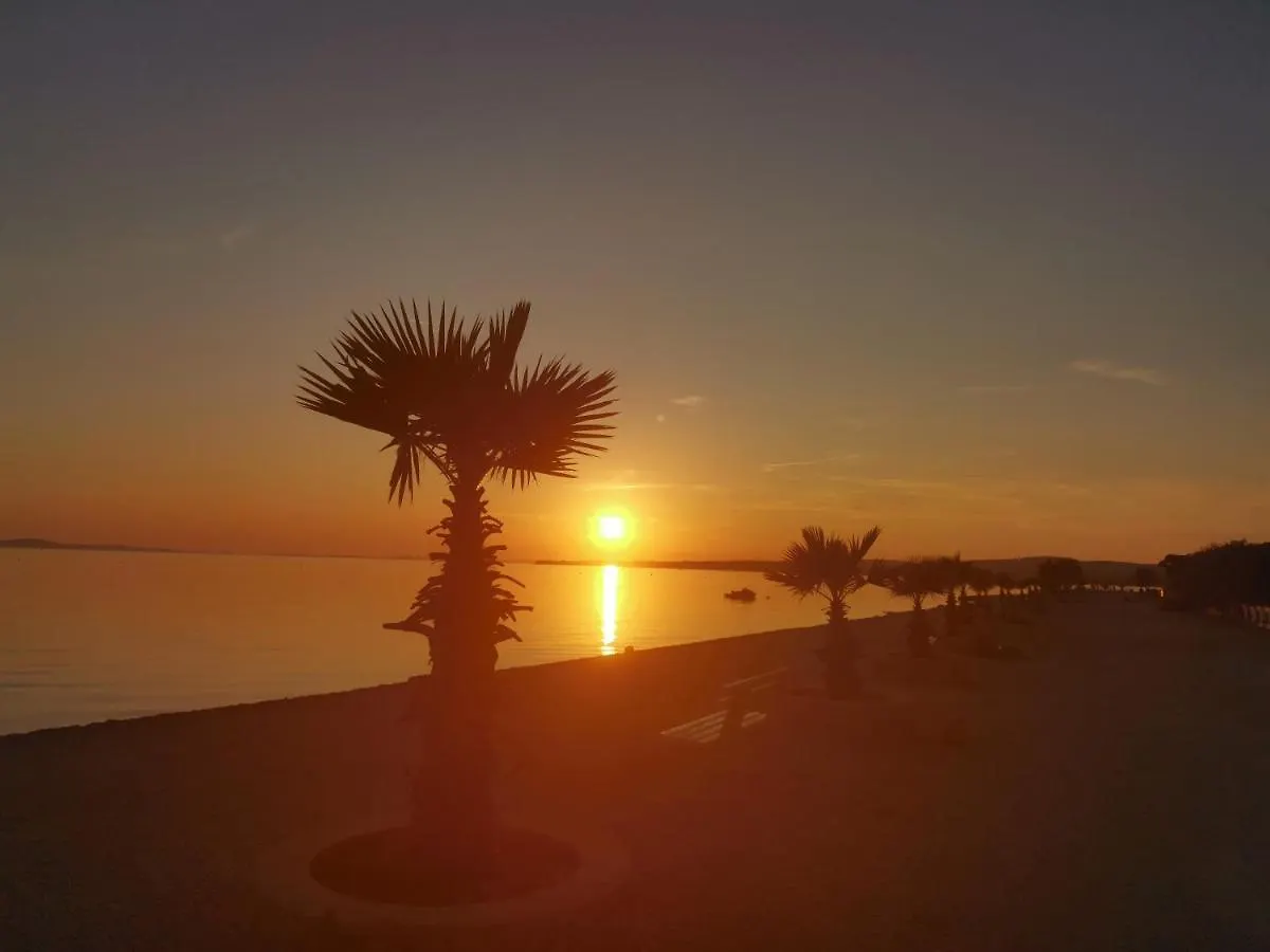 Apartmani Sarm Vir 0*,  Croatia